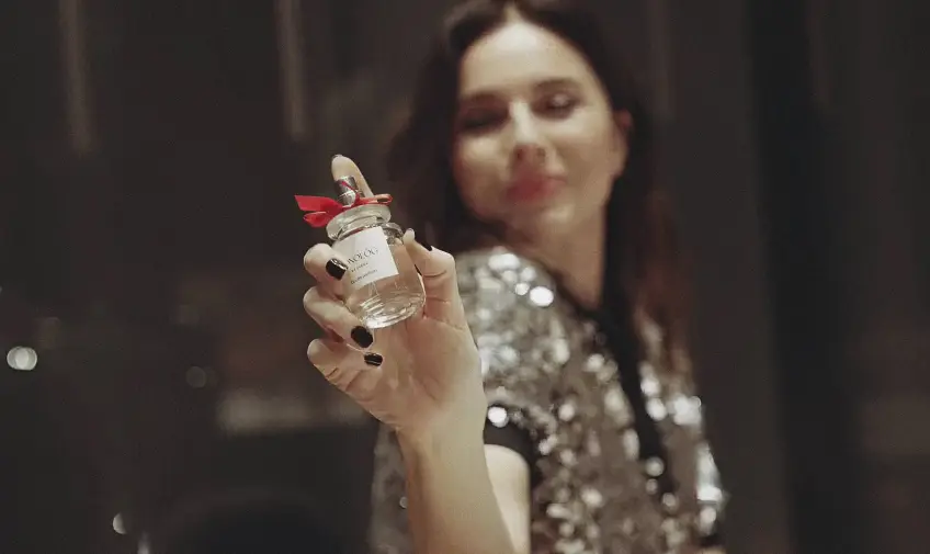 Zséda Monológ perfume packaging – image 9